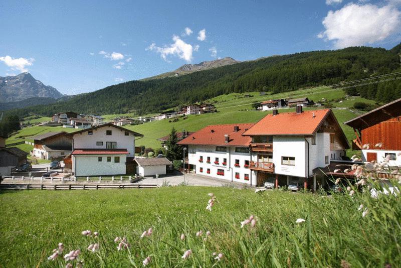 Landhaus Sepp Santer Solden Luaran gambar